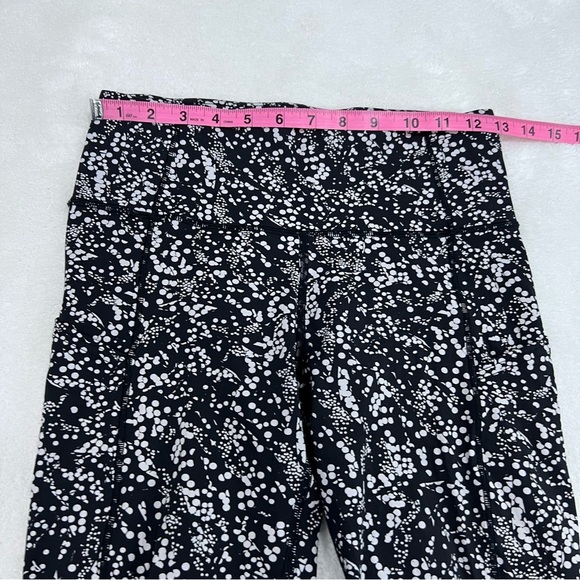 Lululemon Fast & Free Crop II Nulux 19" in Chirasu Black size 6 - Picture 10 of 11